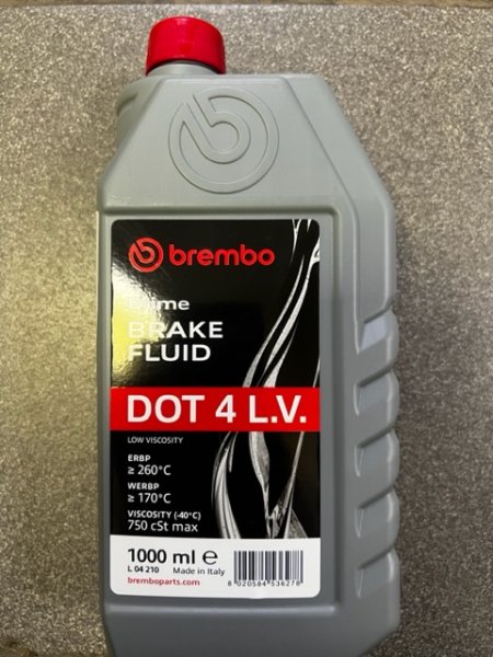 Жидкость тормозная Brembo DOT-4 LV 1 л